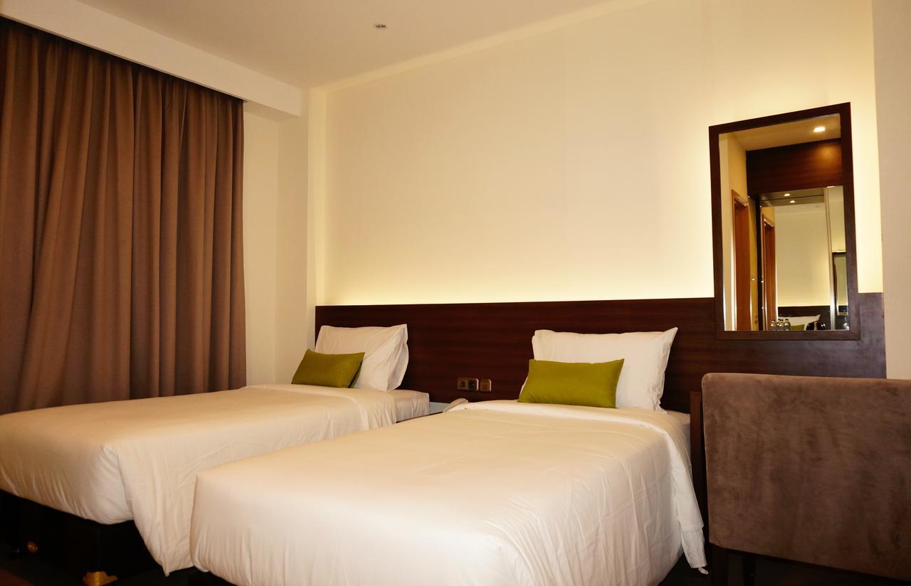 Green Eden Hotel Manado Luaran gambar