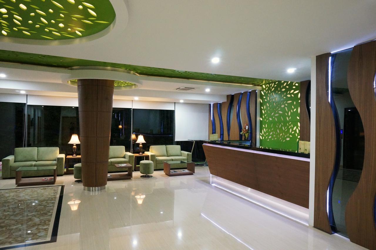 Green Eden Hotel Manado Luaran gambar