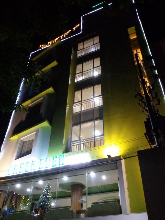 Green Eden Hotel Manado Luaran gambar